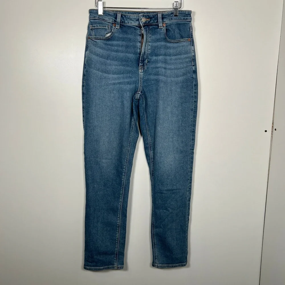 American Eagle High Rise Mom Jeans Stretch Medium Wash 8 Long Slim Leg - Picture 2 of 11